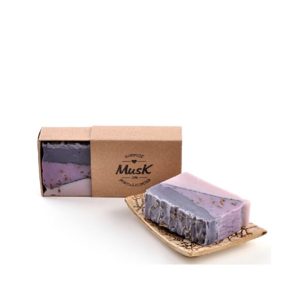 Mydlo Vôňa Provence je prírodné dizajnové mydlo s včelím voskom a vôňou levandule. Vhodné aj na zrelú pleť a tiež na pleť so sklonmi k masteniu.