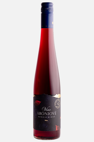 Toto ovocné aróniové  víno Vám poskytne jedinečný chuťový zážitok. Typickú chuť arónie si najlepšie vychutnáte pri odporúčanej teplote +5° až +15°C.