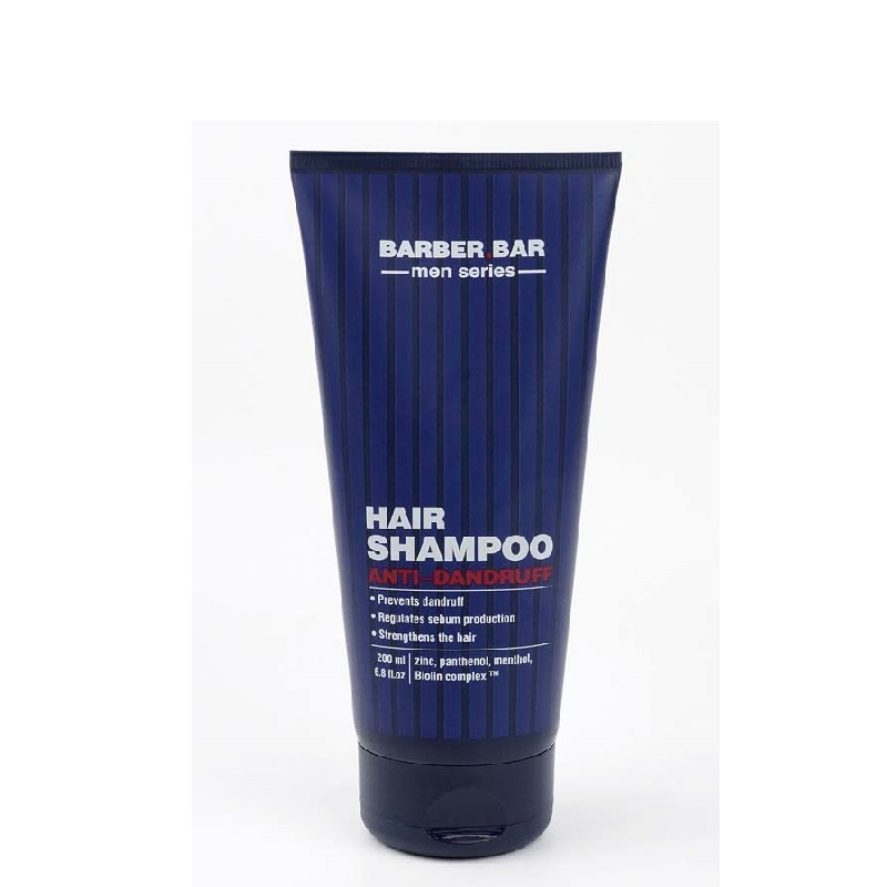 Šampón na aktiváciu rastu vlasov účinne čistí vlasy a vlasovú pokožku s komplexom  Procapil a konopným olejom.