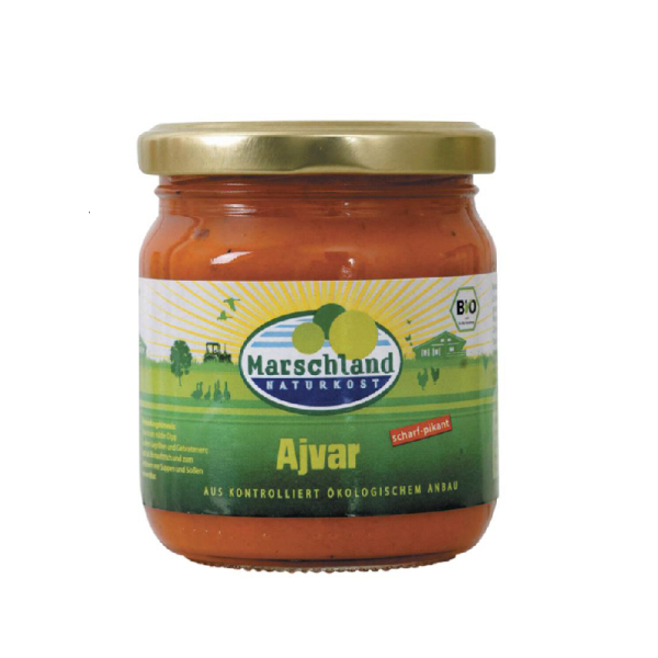 Ajvar PIKANT je zeleninová pasta z červených paprík a baklažánu a čili papričiek.